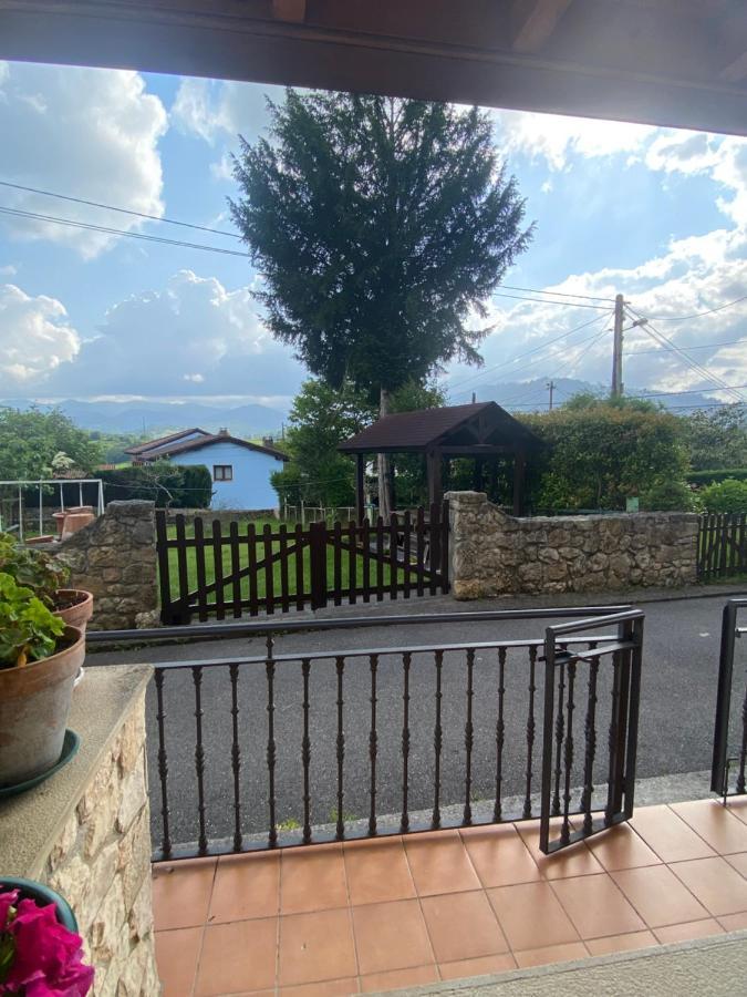 Villa Casa Luisa Biedes, Pilona Infiesto Exterior foto