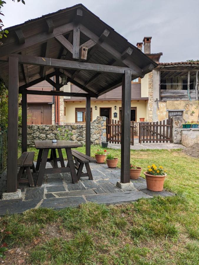 Villa Casa Luisa Biedes, Pilona Infiesto Exterior foto
