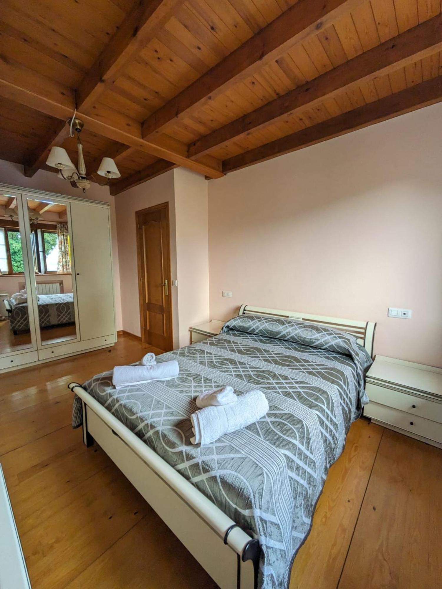 Villa Casa Luisa Biedes, Pilona Infiesto Exterior foto